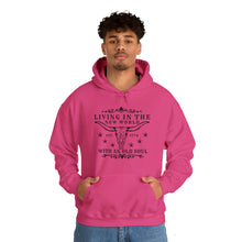 Load image into Gallery viewer, Oliver Anthony Living In The New World With an Old Soul Unisex Heavy Blend™ Hooded Sweatshirt
